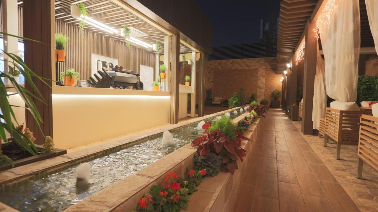 Broad Almkan Apart Hotel Ταΐφ Εξωτερικό φωτογραφία