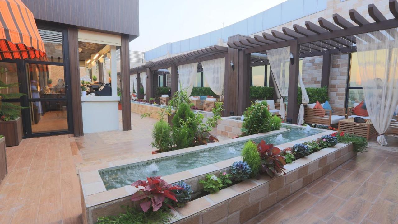 Broad Almkan Apart Hotel Ταΐφ Εξωτερικό φωτογραφία