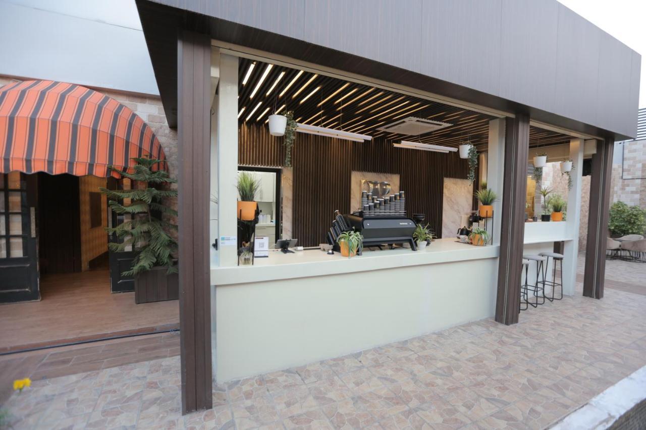 Broad Almkan Apart Hotel Ταΐφ Εξωτερικό φωτογραφία